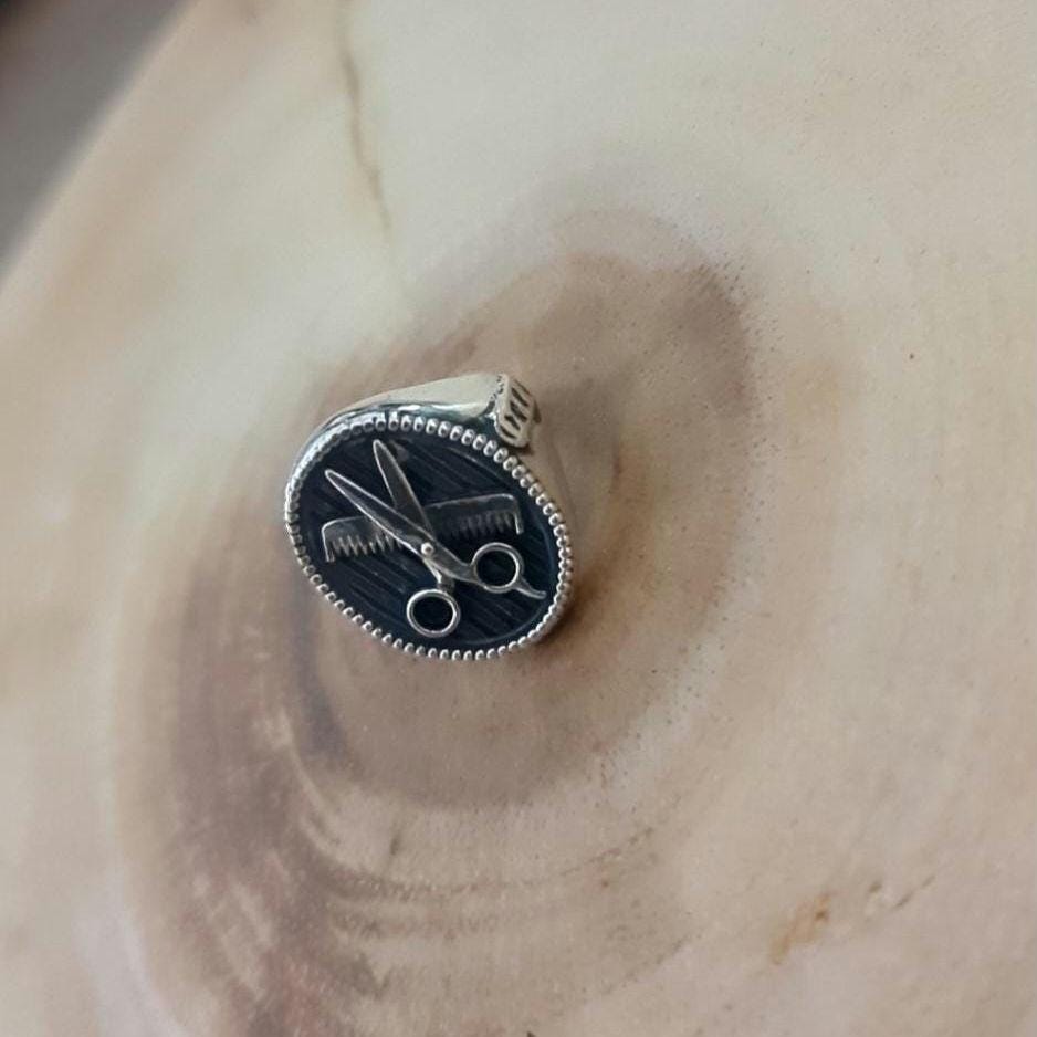 Scissors & Comb ring - Stylish Accessory - 925 Sterling Silver - solid and sturdy