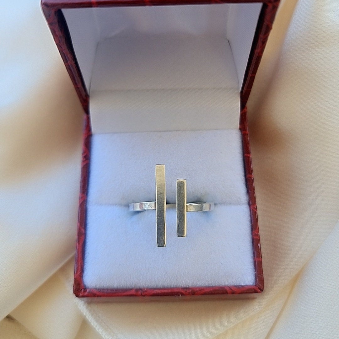 Sterling Silver Parallel Bars Ring: Minimalist Geometric Jewelry