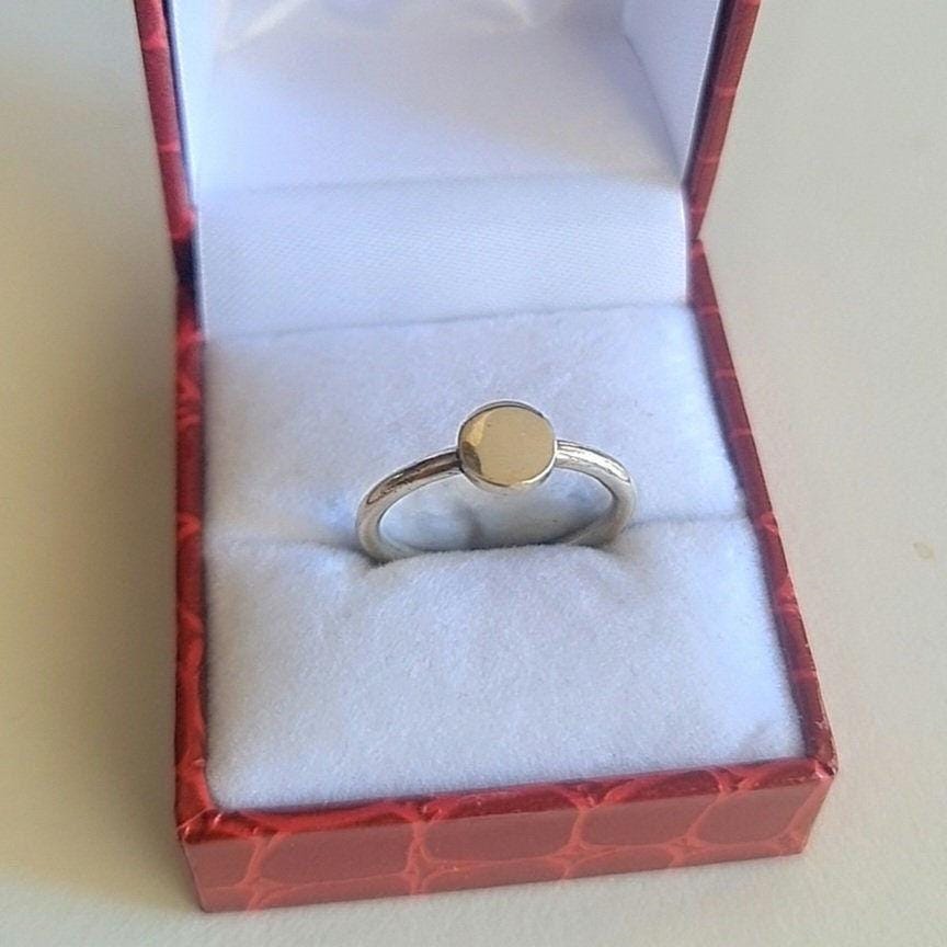 Sterling Silver Circle Ring: Minimalist Geometric Jewelry