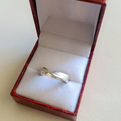Handmade Sterling Silver Mobius Ring: Minimalist Twisted Band