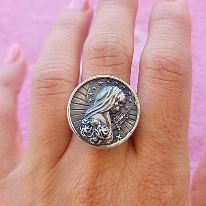 Handcrafted Santa Muerte 925 Silver Ring: Gothic Skull Jewelry