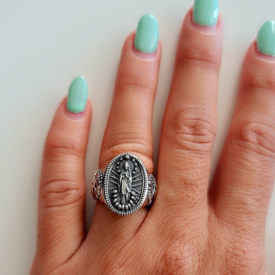 Handmade Santa Muerte Skull Ring: 925 Sterling Silver Gothic Jewelry