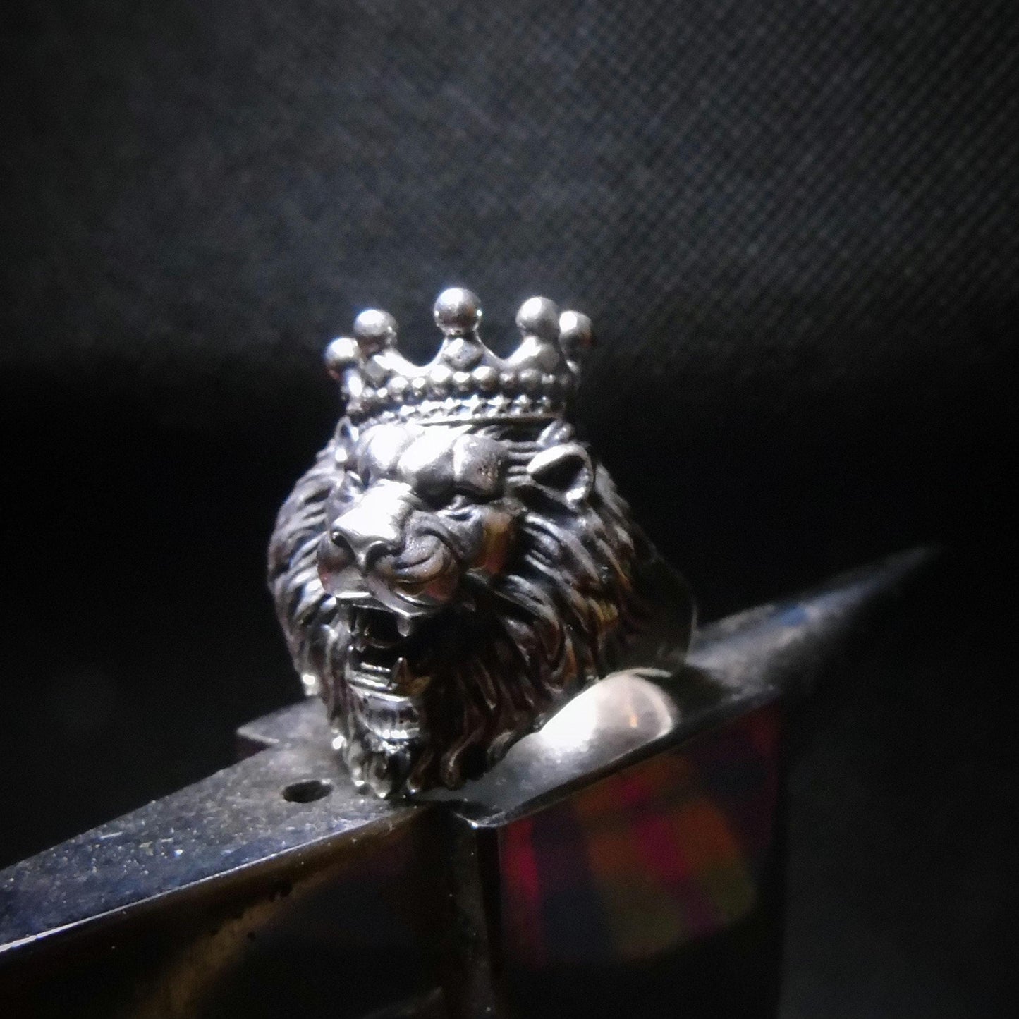 Handmade 925 Silver Lion Ring: Gothic Crown Ring
