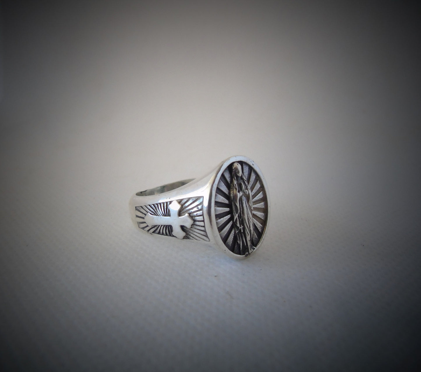 Virgin Mary's Embrace Ring - Holy Mother's Love  - Sterling Silver 925 -  Christian jewelry