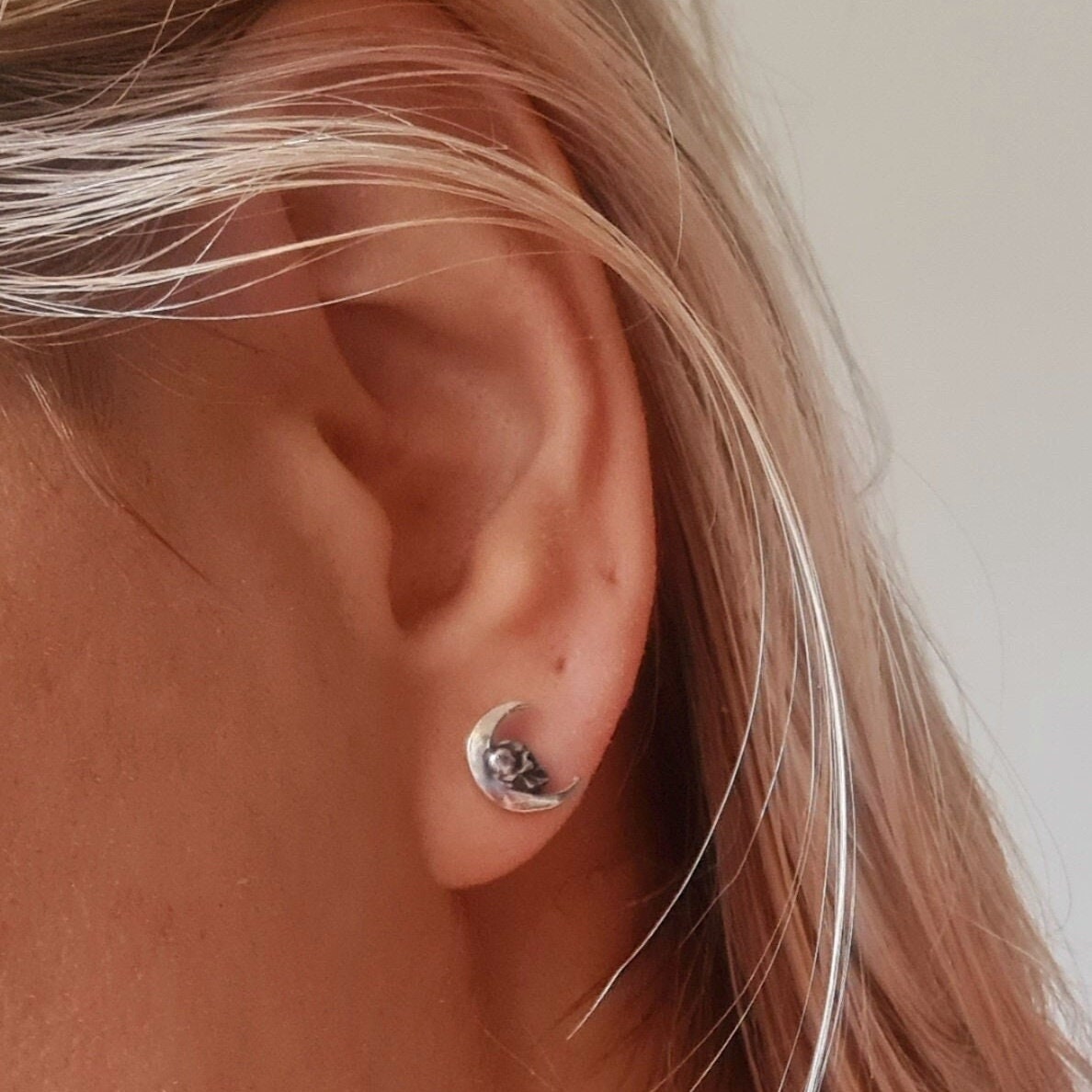 Handmade Gothic Skull Crescent Stud Earrings: 925 Sterling Silver