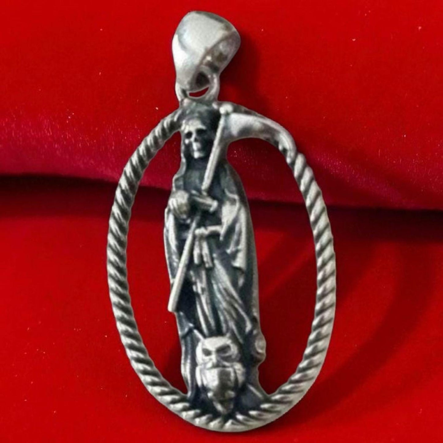 Handmade 925 Silver Santa Muerte Scythe Pendant Necklace: Gothic Style
