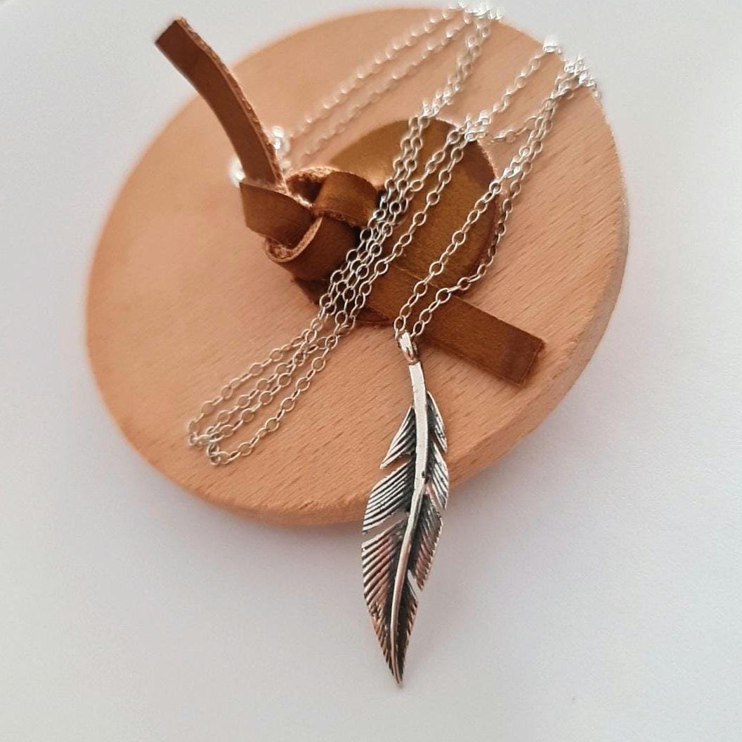 Delicate Feather Necklace  925 Sterling Silver – 45cm Chain – Minimalist Boho