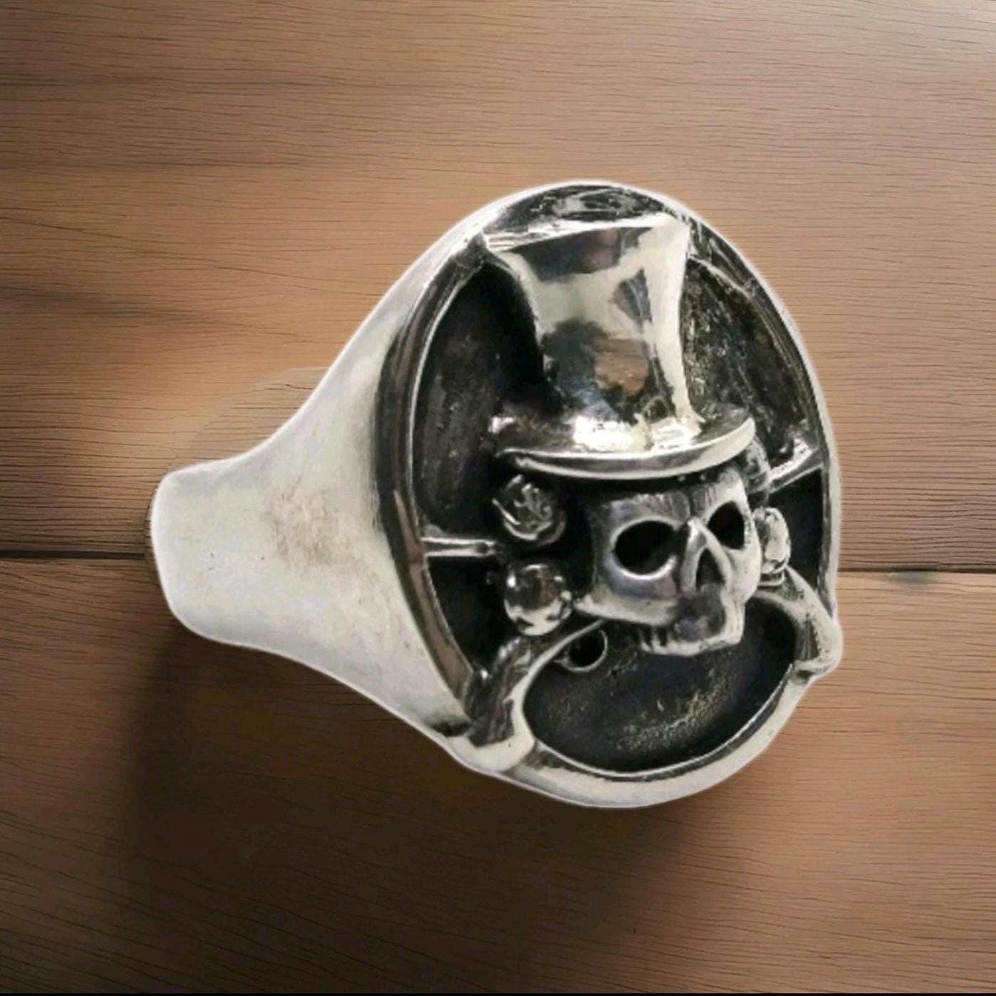 Guns & Roses Skull ring-Unique design-Biker ring-Handmade 925 Silver -20 grams-unique gift