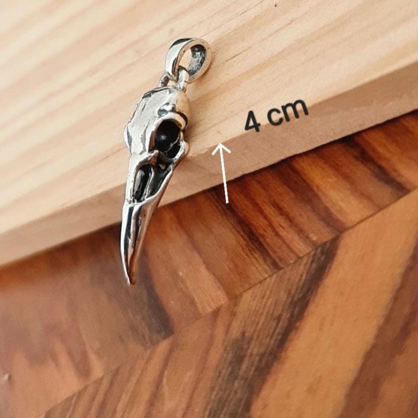 Handmade 925 Silver Raven Skull Pendant: Gothic Jewelry