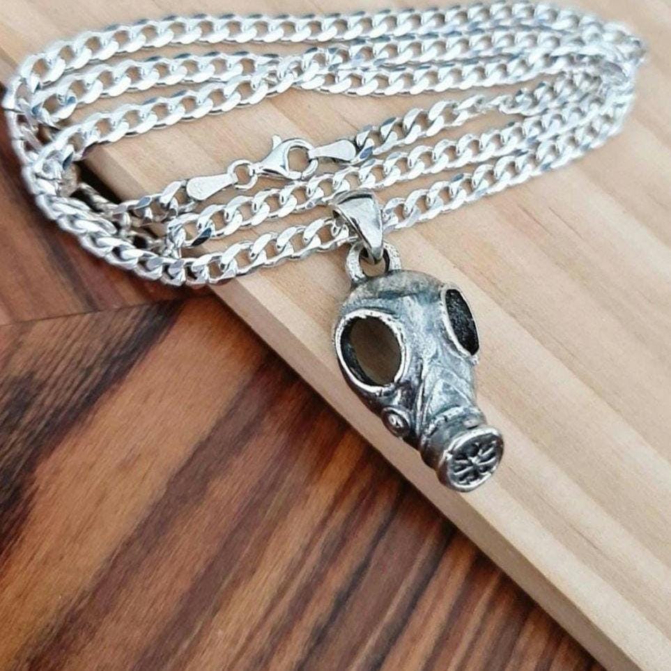 Gothic Steampunk gas mask Pendant – WWII Inspired War - Classic word  2nd War - Military Charm