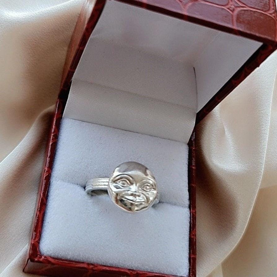 Handmade Sterling Silver Full Moon Face Ring: Celestial Jewelry