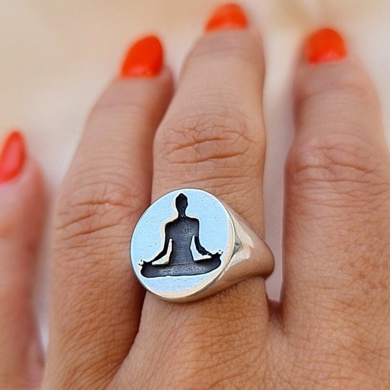 Handmade 925 Silver Yoga Ring: Meditation Pose Design