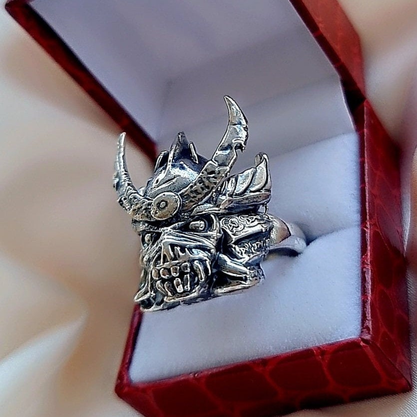 Handmade Sterling Silver Iron Maiden Senjutsu - Eddie Samurai Skull Ring - Japanese - Eddie Ring- Unique design - Rock Ring- Heavy metal Ring