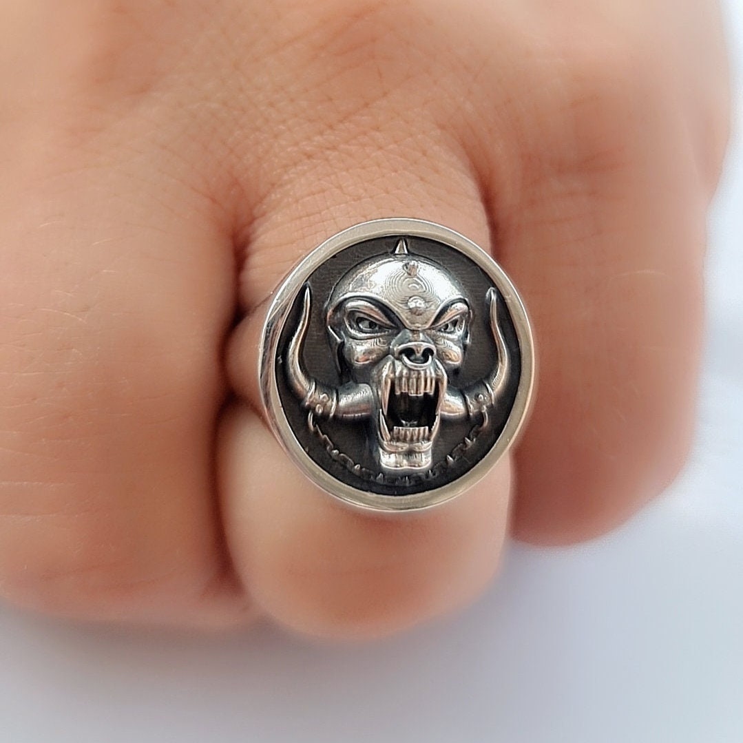 Motorhead Snaggletooth War Pig Ring-Solid 925 Silver-Heavy Duty Design for the Ultimate Rockstar