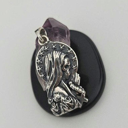 925 Silver Santa Muerte praying Pendant  with Roses & A cross Rosary - Holy Death