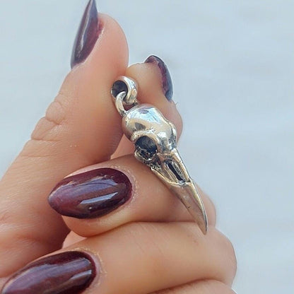 Handmade 925 Silver Raven Skull Pendant: Gothic Jewelry