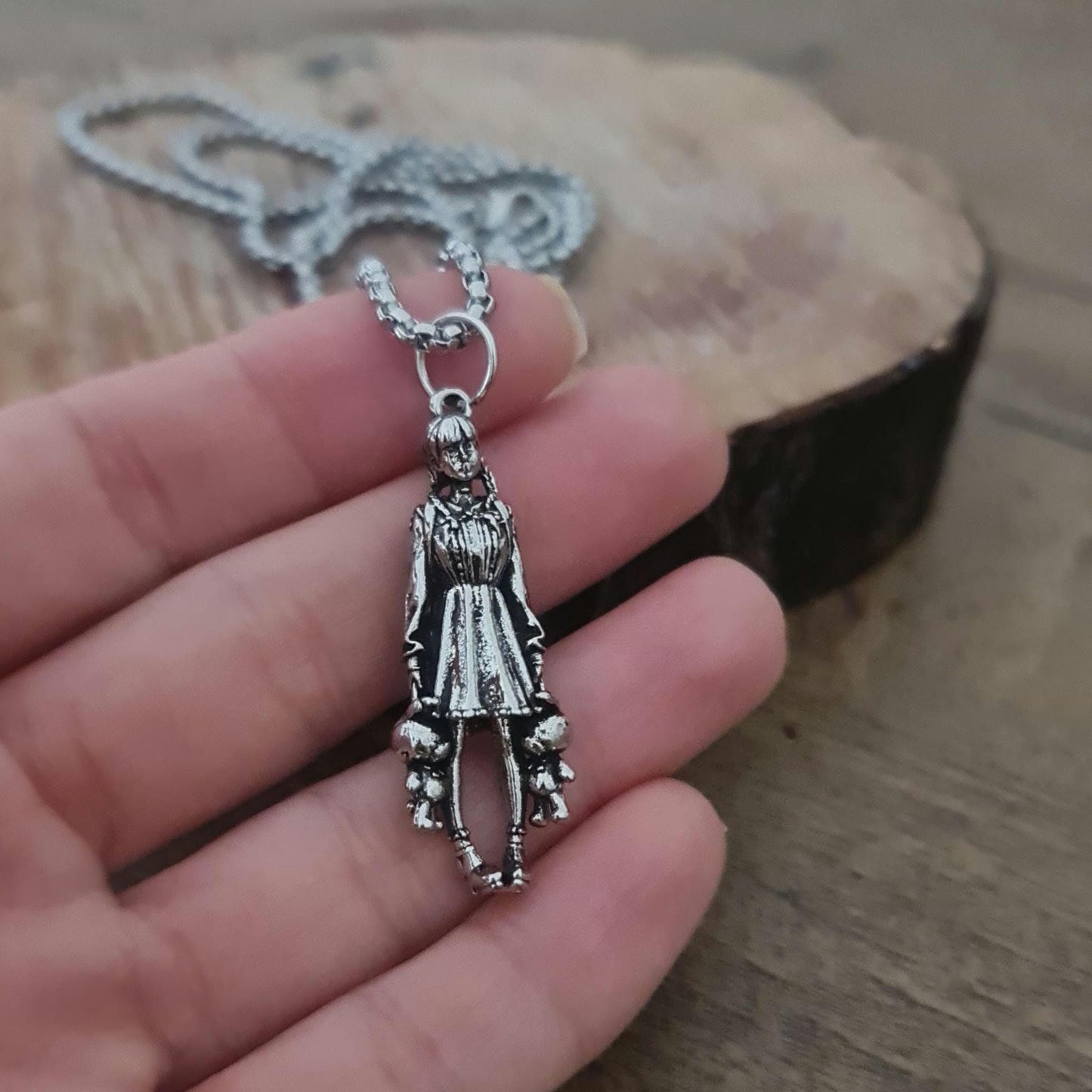 Anime Girl Pewter Necklace: Retro Rock Hip Hop Jewelry