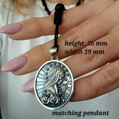 Handcrafted Santa Muerte 925 Silver Ring: Gothic Skull Jewelry