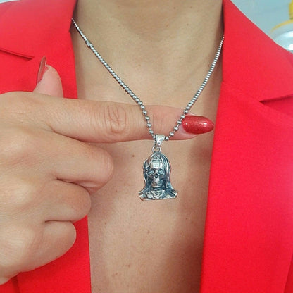 La Santa Muerte  Silver Skull Pendant - Warrior  Protector of Souls  joyería gótica
