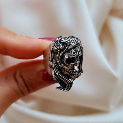 Day of the Dead Girl Skull Ring - Vintage  Sterling Silver - Celebrate Life & Death - Statement Ring    "amuleto de plata"