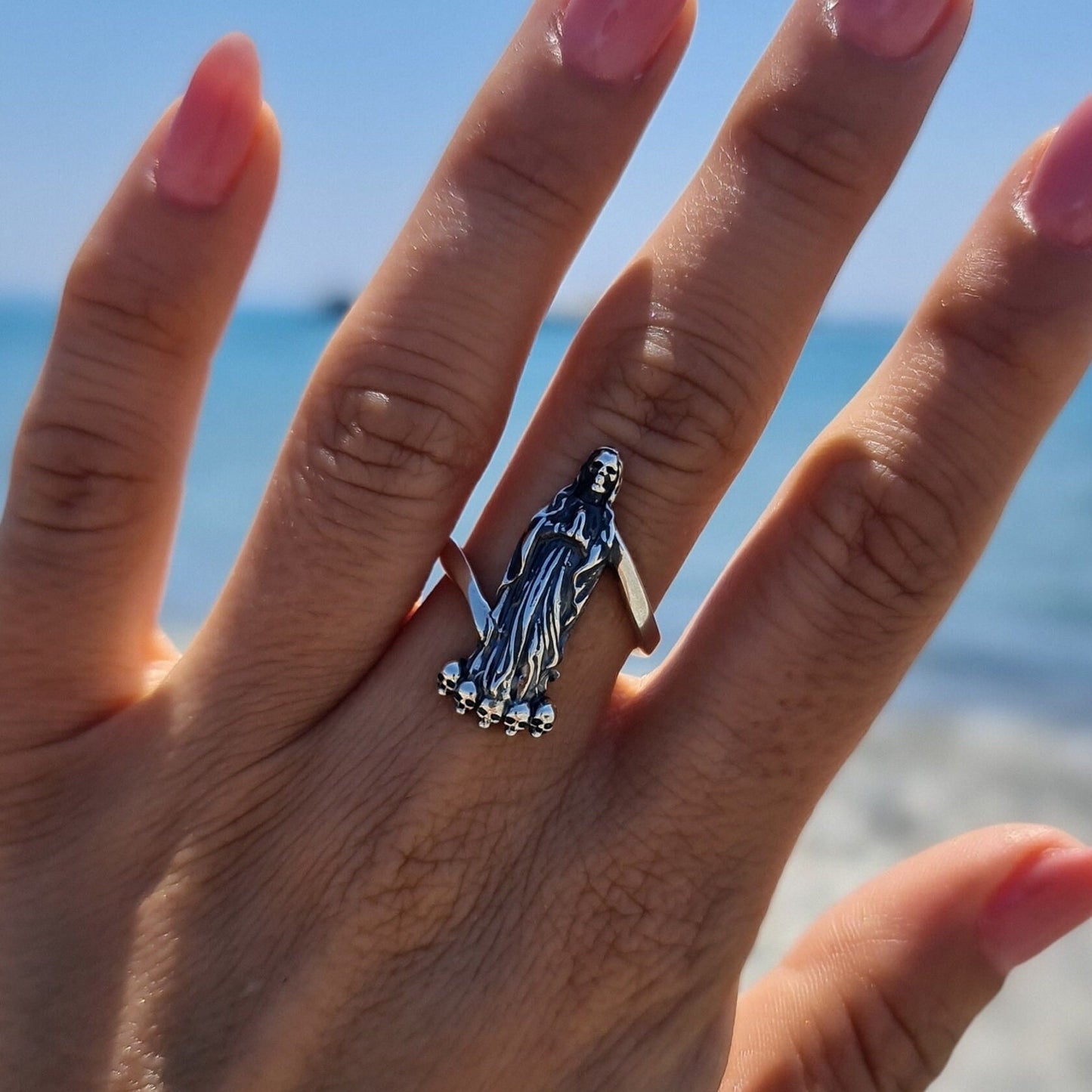 La Santa Muerte Ring 925 Silver - Beautifully Crafted Saint Death- Symbolizes a protector of the dead