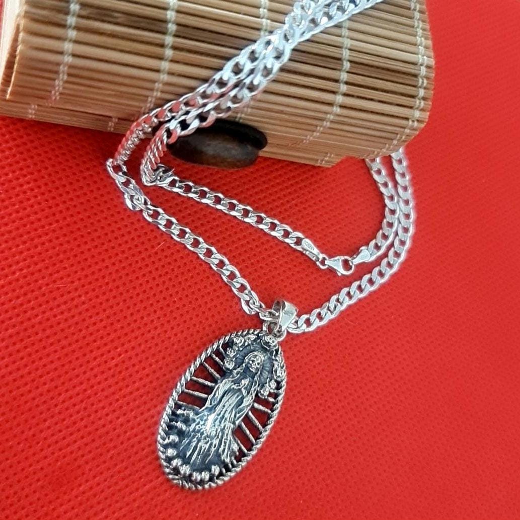 Santa Muerte Pendant  - Distinctly  Angel of Death's Mystique   "amuleto de plata"