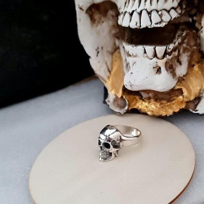 Biker classic skull Ring-Edgy design-925 silver-Perfect accessory for bikers. Solid & sturdy Rock n roll