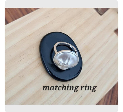 Lips Pendant –Handmade Kiss Necklace – Minimalist Lip Charm – Love Token – sleek & modern design