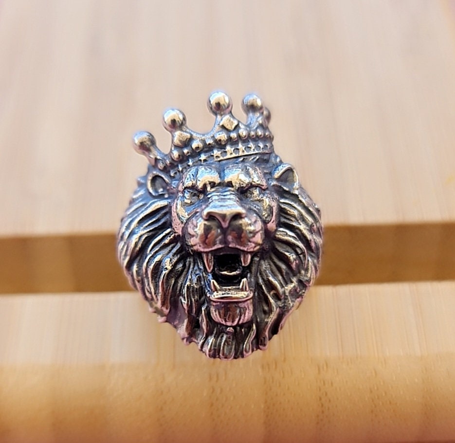 Handmade 925 Silver Lion Ring: Gothic Crown Ring