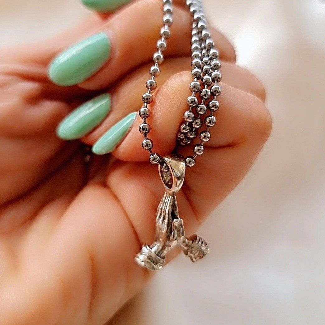 Sterling Silver Praying Hands Pendant: Victorian Style Faith Jewelry