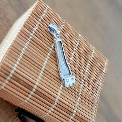 Electric Razor-Barber's Signet  Sterling Silver - Perfect Gift for the Modern Gentlemen Who Love Traditional Style and Precision