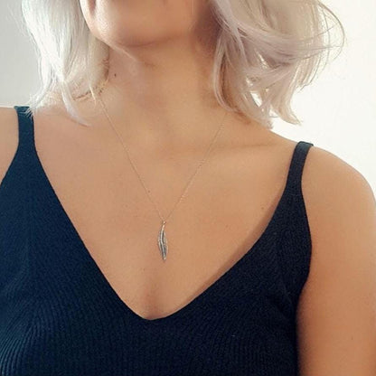 Delicate Feather Necklace  925 Sterling Silver – 45cm Chain – Minimalist Boho