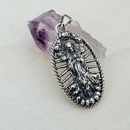 Santa Muerte Pendant  - Distinctly  Angel of Death's Mystique   "amuleto de plata"