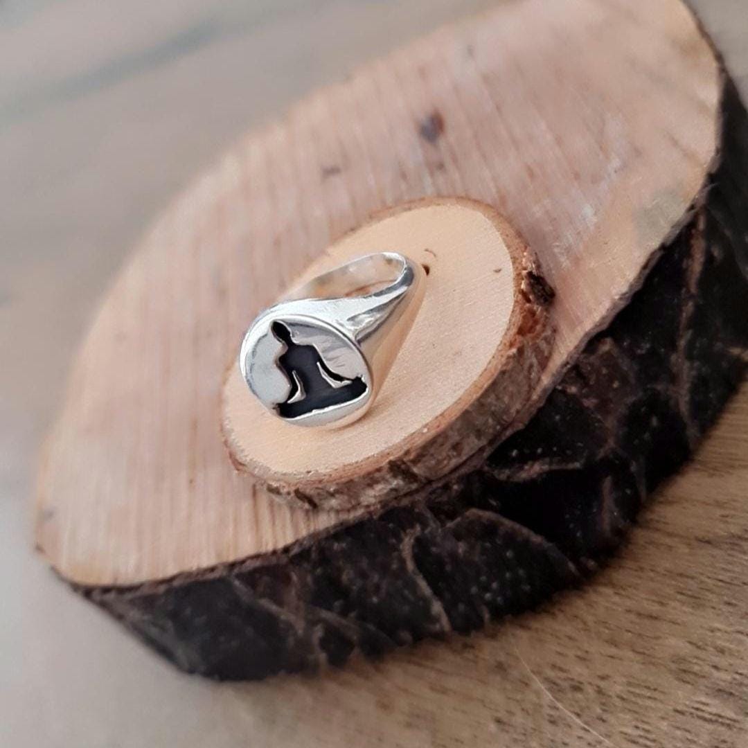 Handmade 925 Silver Yoga Ring: Meditation Pose Design