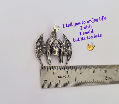 🦇 Ozzy Osbourne “Bat Skull” Tribute Pendant – Sterling Silver Gothic Necklace with Amethyst Sunglasses