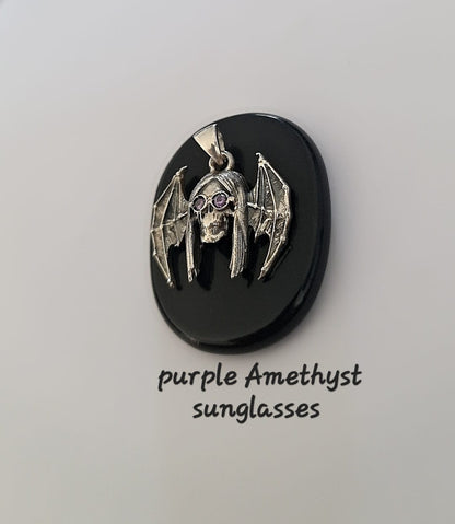🦇 Ozzy Osbourne “Bat Skull” Tribute Pendant – Sterling Silver Gothic Necklace with Amethyst Sunglasses