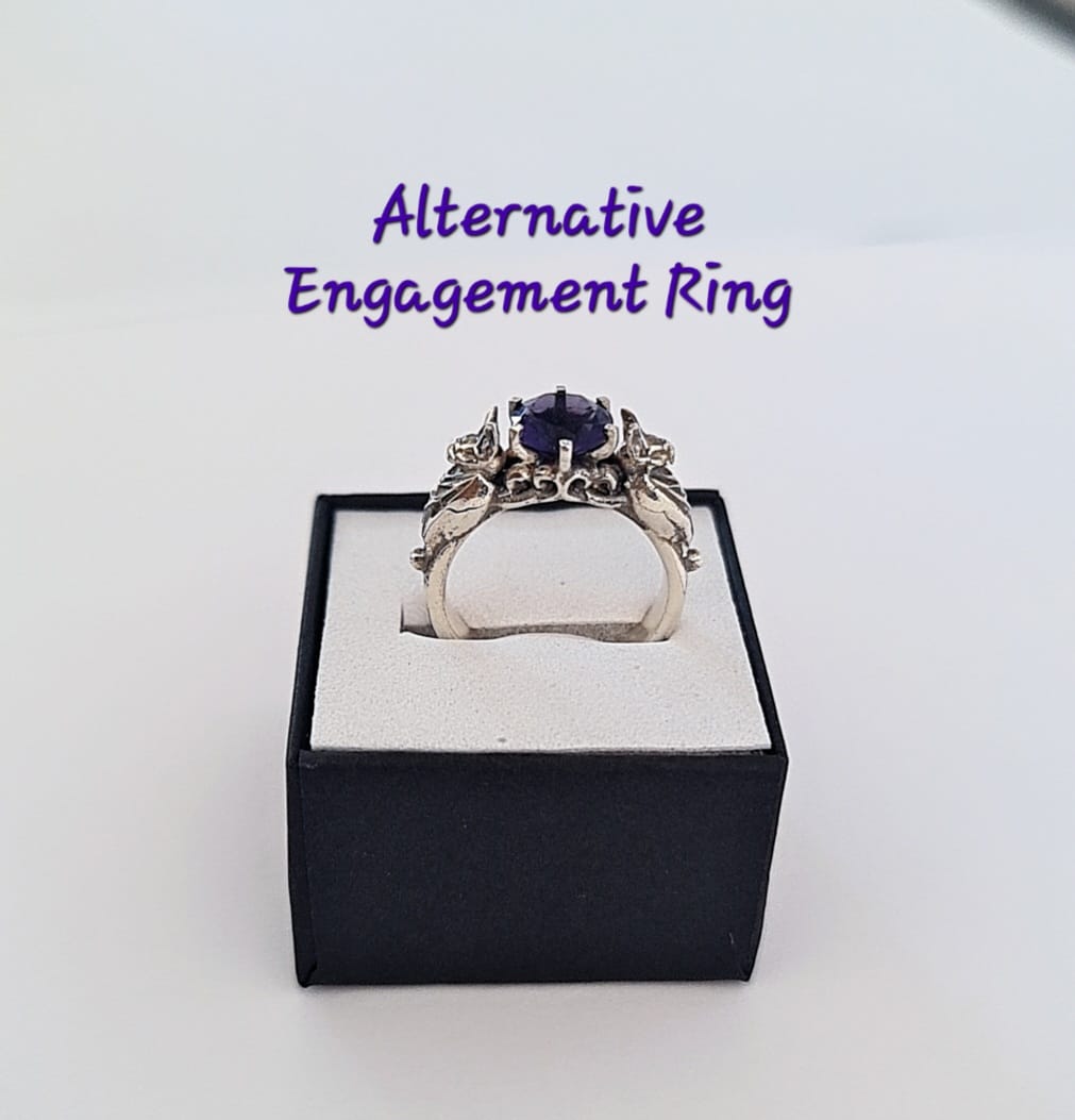 🦇 Silver Bat Ring with Deep Purple Zircon – Gothic Sterling Silver Jewelry | Alternative Engagement Ring