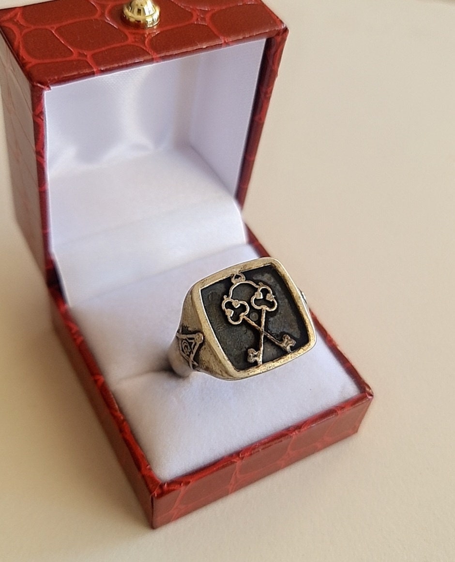 Handmade Sterling Silver Masonic Ring: Freemason Symbol, Gothic Style