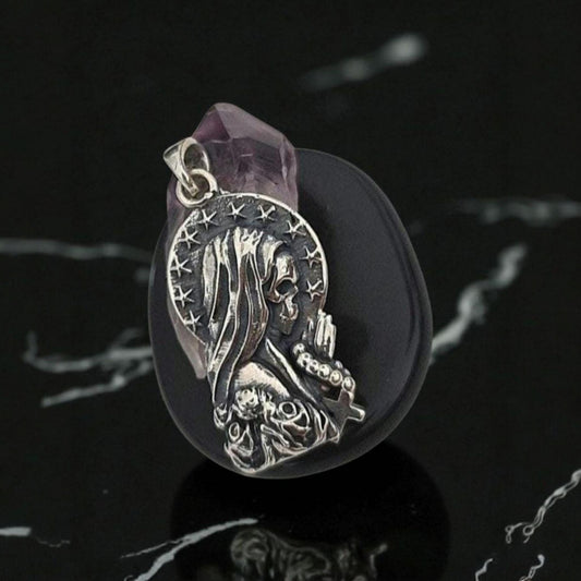 925 Silver Santa Muerte praying Pendant  with Roses & A cross Rosary - Holy Death