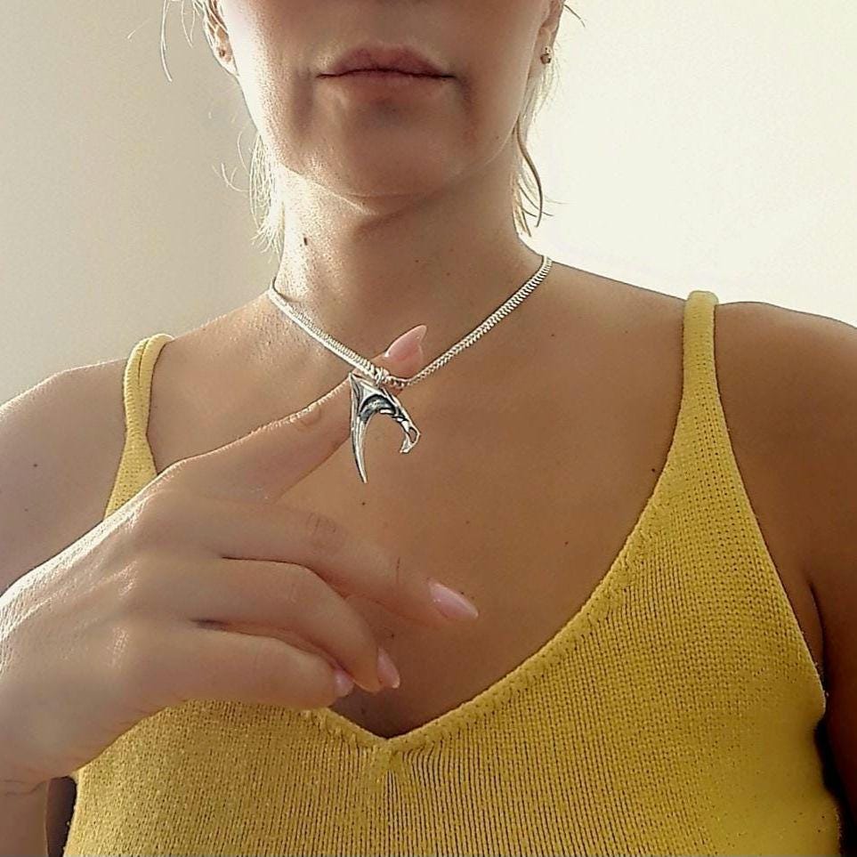 Aphelios Weapon Necklace – Sterling Silver 925 Severum Pendant – LoL Cosplay Accessory – LoL Collectible Jewelry –