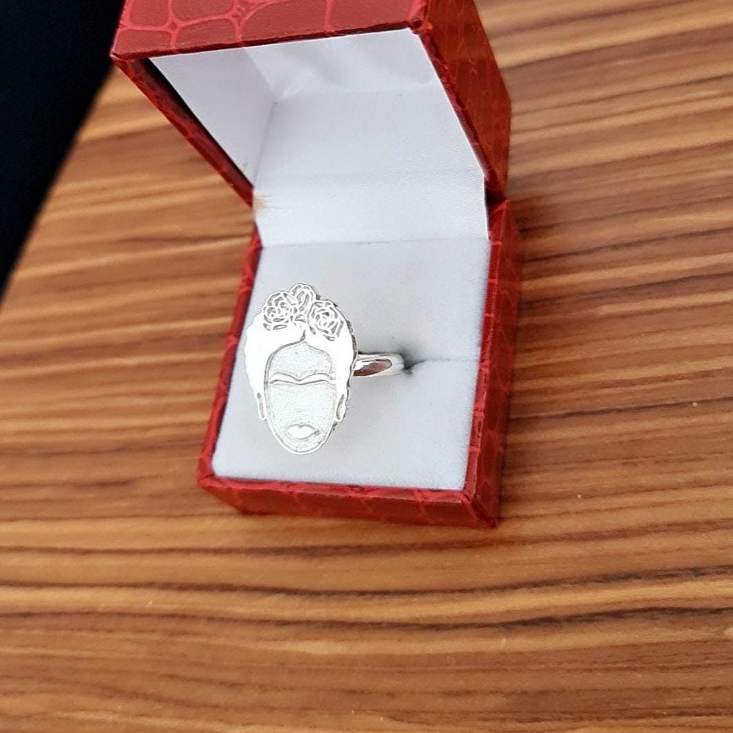 sterling silver ring - inspired by the iconic mexican painter - symbolising strength, powerand unmatched beauty