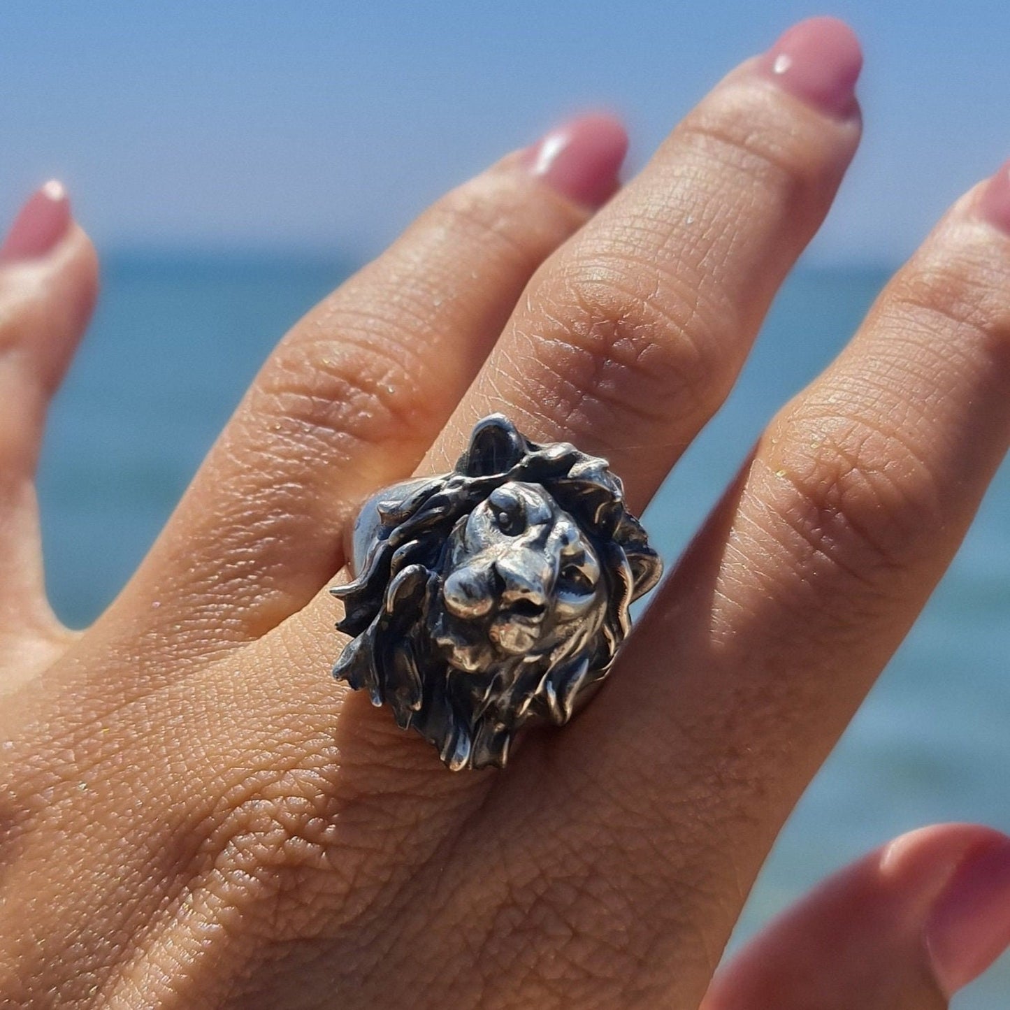 Handmade Sterling Silver Lion Head Ring: Majestic Animal Jewelry