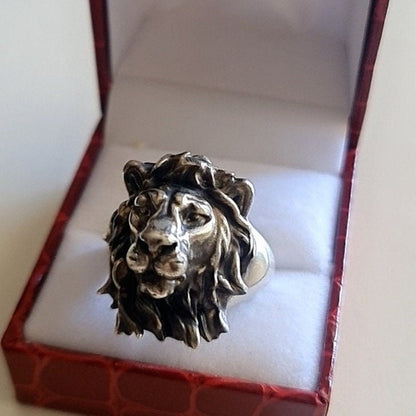 Handmade Sterling Silver Lion Head Ring: Majestic Animal Jewelry