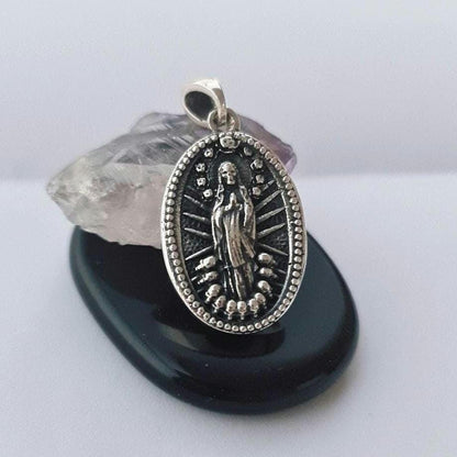 Handmade 925 Silver La Santa Muerte Pendant: Gothic Skull Jewelry