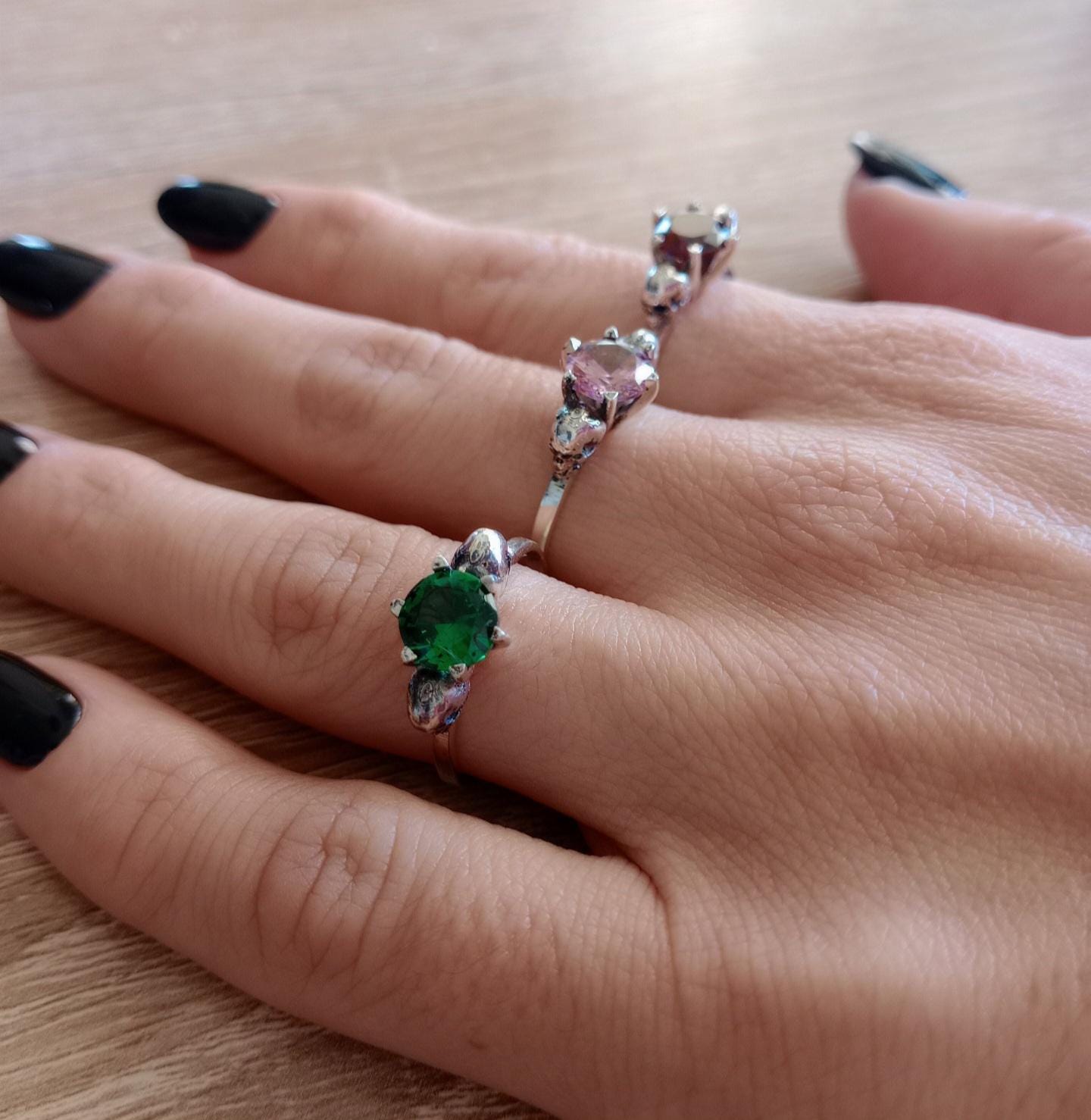 Sterling Silver Skull Solitaire Ring: Gothic Zircon Stone