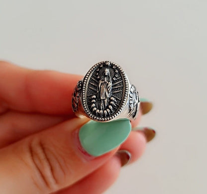 Handmade Santa Muerte Skull Ring: 925 Sterling Silver Gothic Jewelry