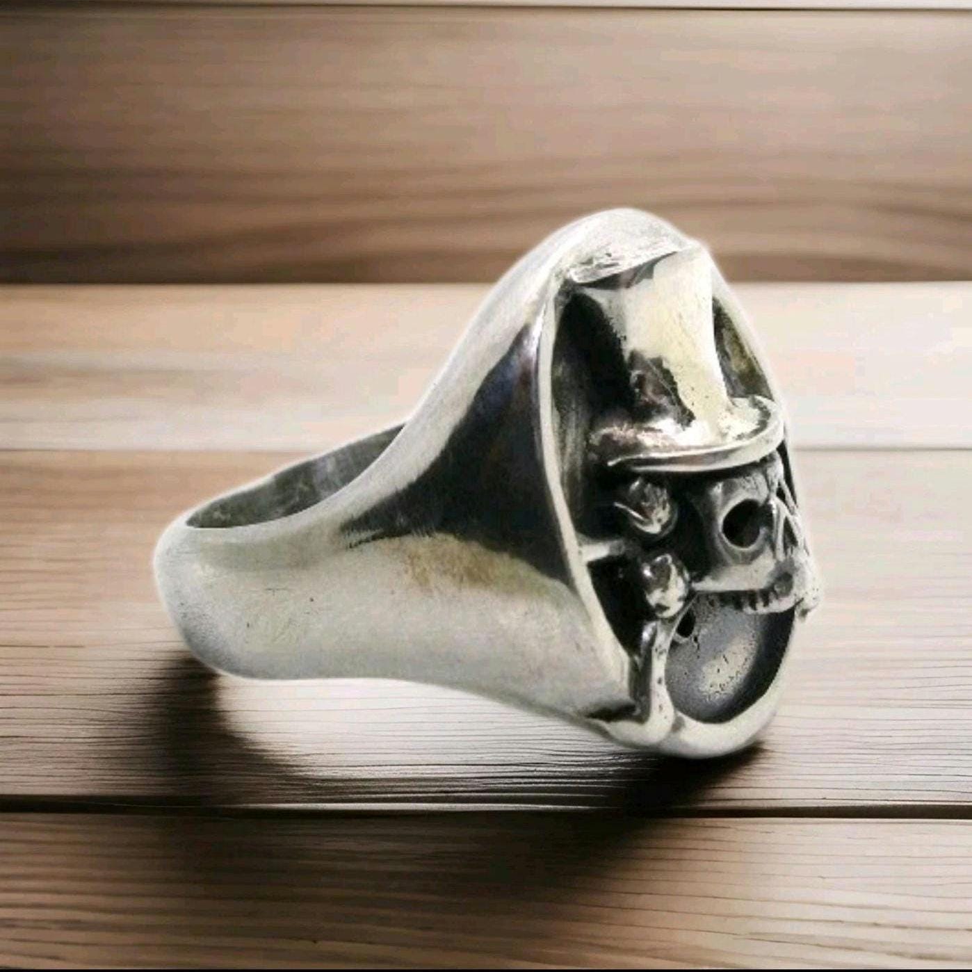 Guns & Roses Skull ring-Unique design-Biker ring-Handmade 925 Silver -20 grams-unique gift