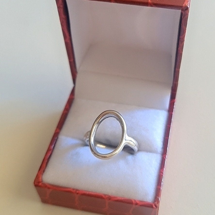 Oval ring, Sterling Silver Ring , Geometric