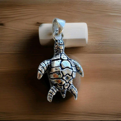 Handmade Sterling Silver Sea Turtle Pendant Necklace: Ocean Jewelry