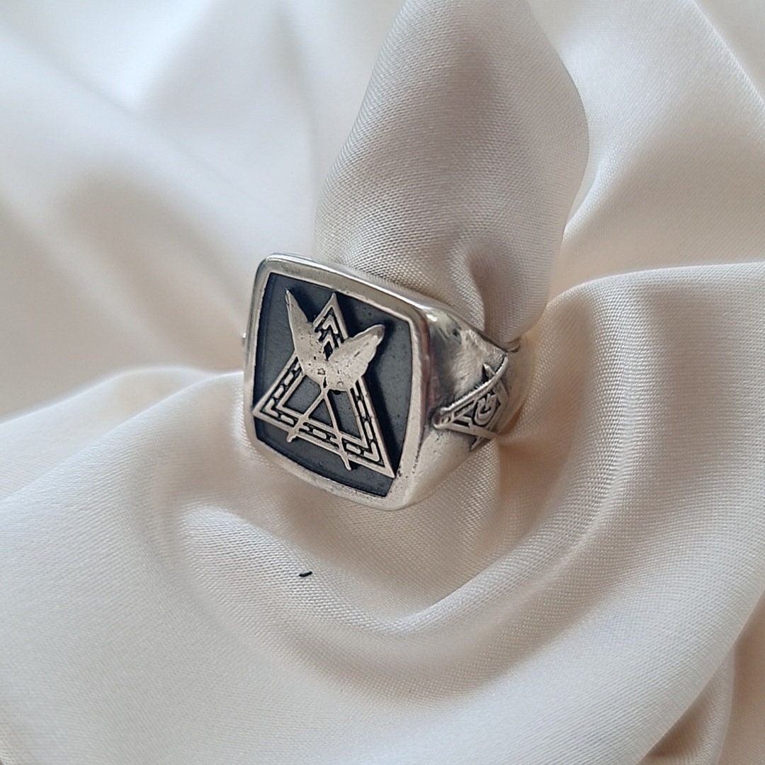 Handmade Gothic Sterling Silver Masonic Ring: Freemason Symbol